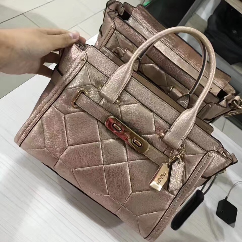Coach swagger 27 medium size satchel bag NWT rose gold